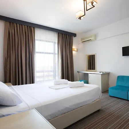 Bonjo Club Hotel 3*
