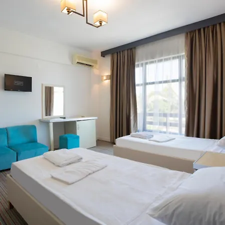 Hotel Bonjo Club